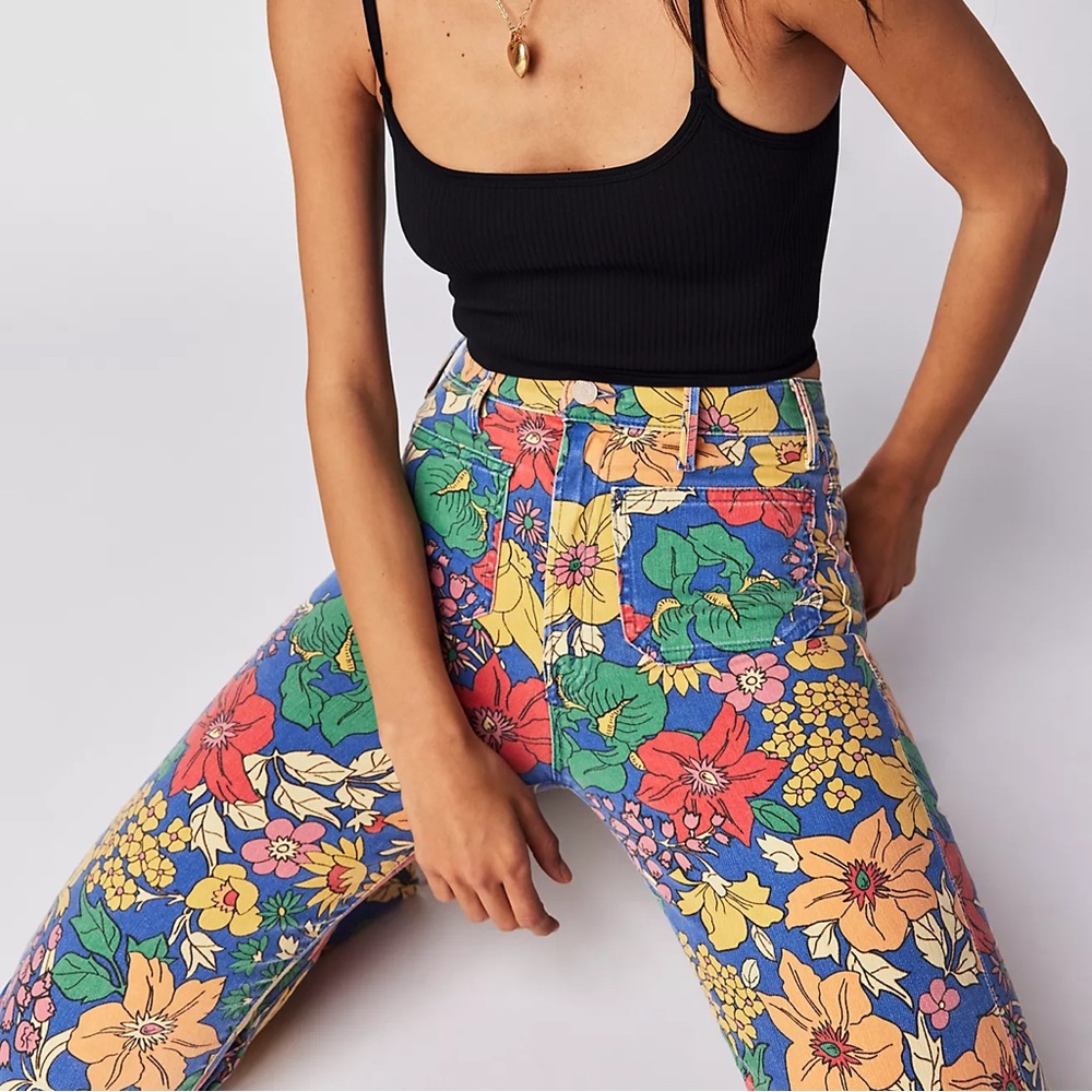 MOTHER The Hustler Printed Patch Pocket Jeans
Floral Print Fresh Blooms Jeans 27 - Picture 2 of 14